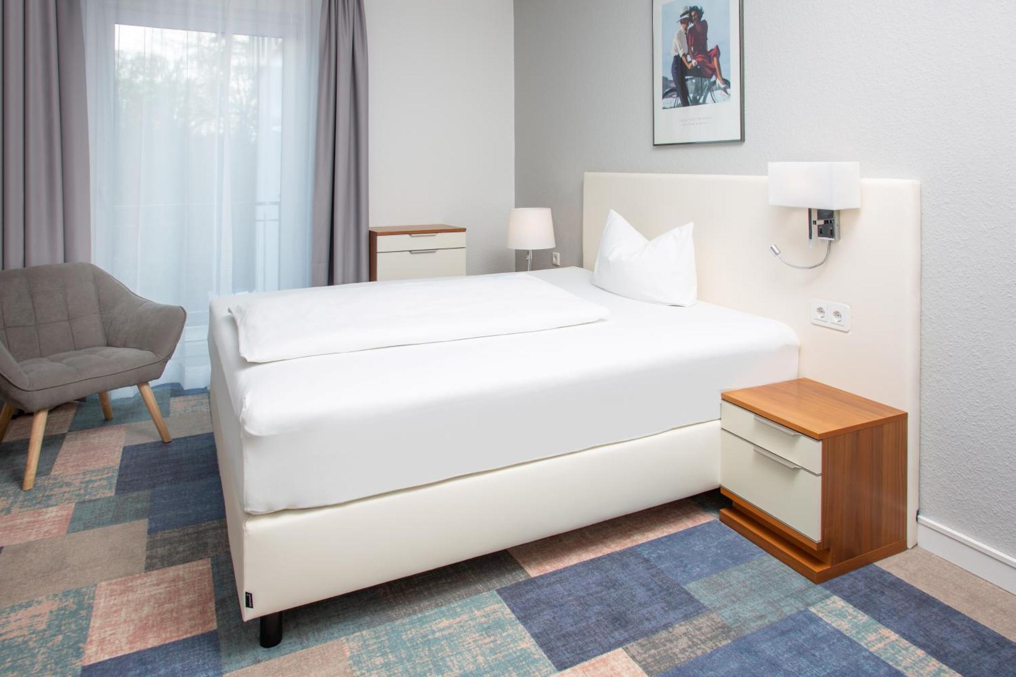 Parkhotel ลิพพ์ชตัดท์ ภายนอก รูปภาพ
