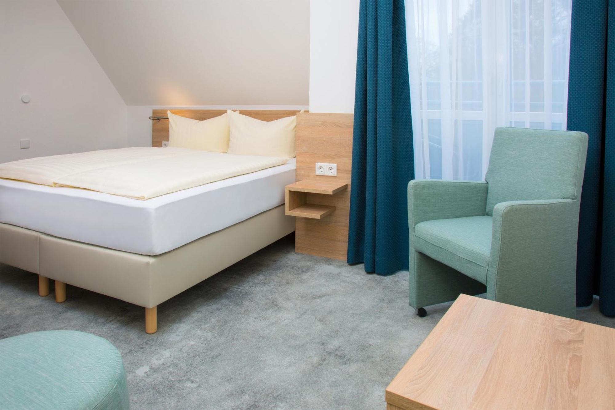Parkhotel ลิพพ์ชตัดท์ ภายนอก รูปภาพ